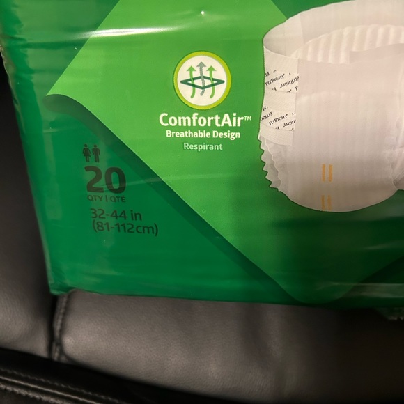 Men’s Disposable Briefs - Size Medium - 19 pair - 32 inch to 44 inch waist - Picture 2 of 5